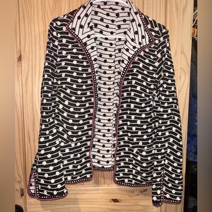 Stylish Black and White Reversible Women's Jacket